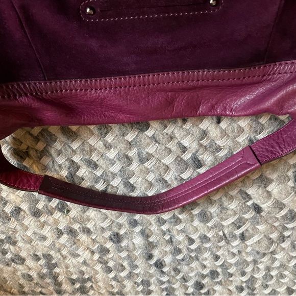 B. Makowsky leather & suede oxblood purse - Picture 3 of 9